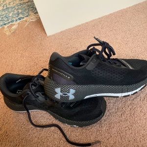 Under armor shoes
